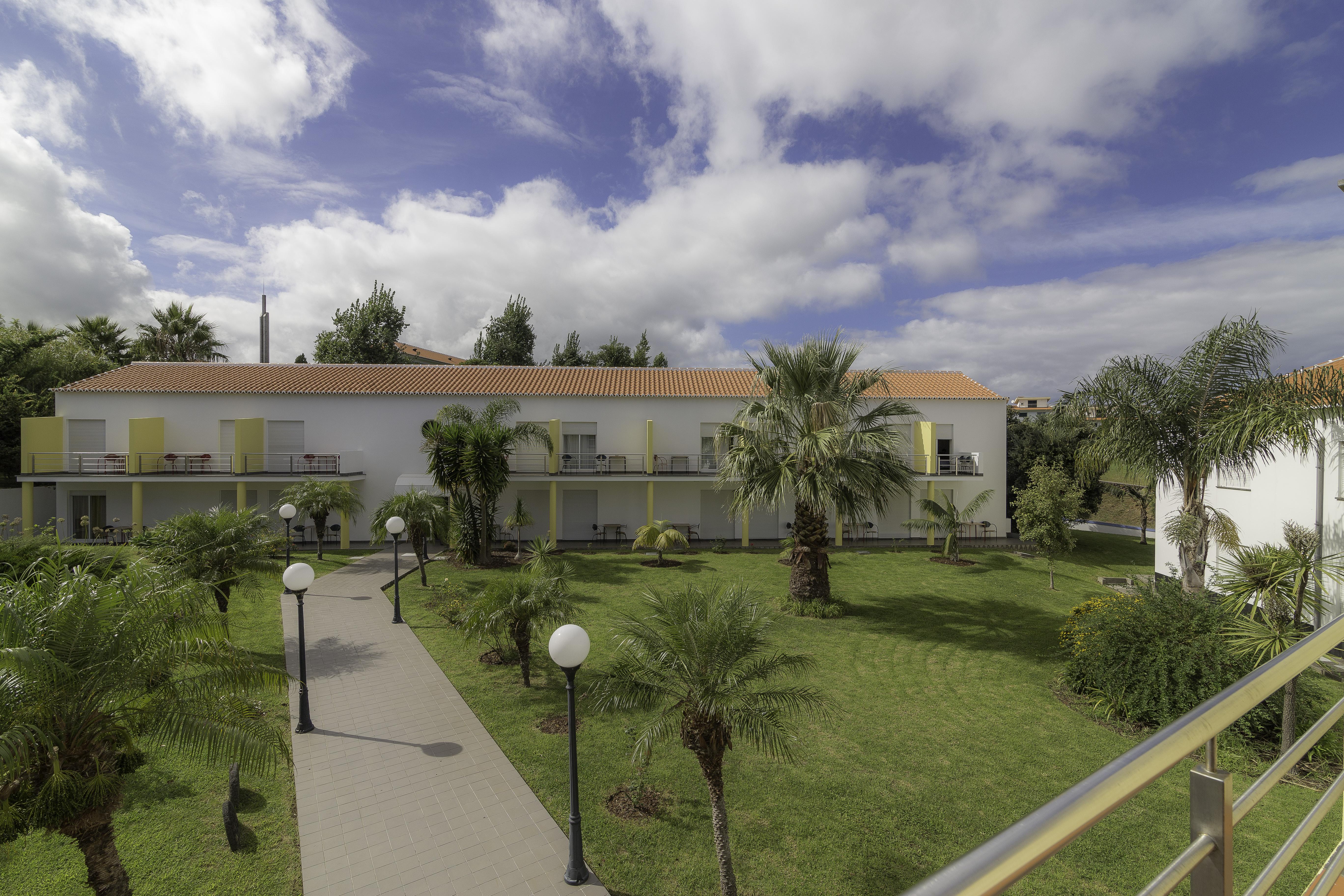 Hotel Teresinha Praia da Vitória Eksteriør billede